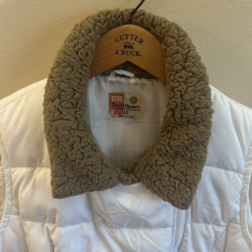 RuffHewn Puffer Vest White Womens Size 1X Side Zipper Closure With Hidden Snaps - Picture 5 of 15